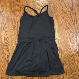 Abercrombie, active black youth dress